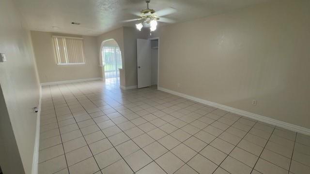 11515 Evesborough Dr in Houston, TX - Building Photo - Building Photo