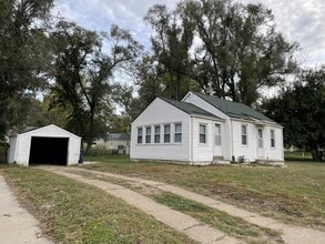 46 Martinview Rd in Bellevue, NE - Building Photo - Building Photo