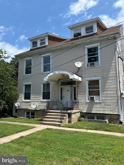 property at 15 N Royal St