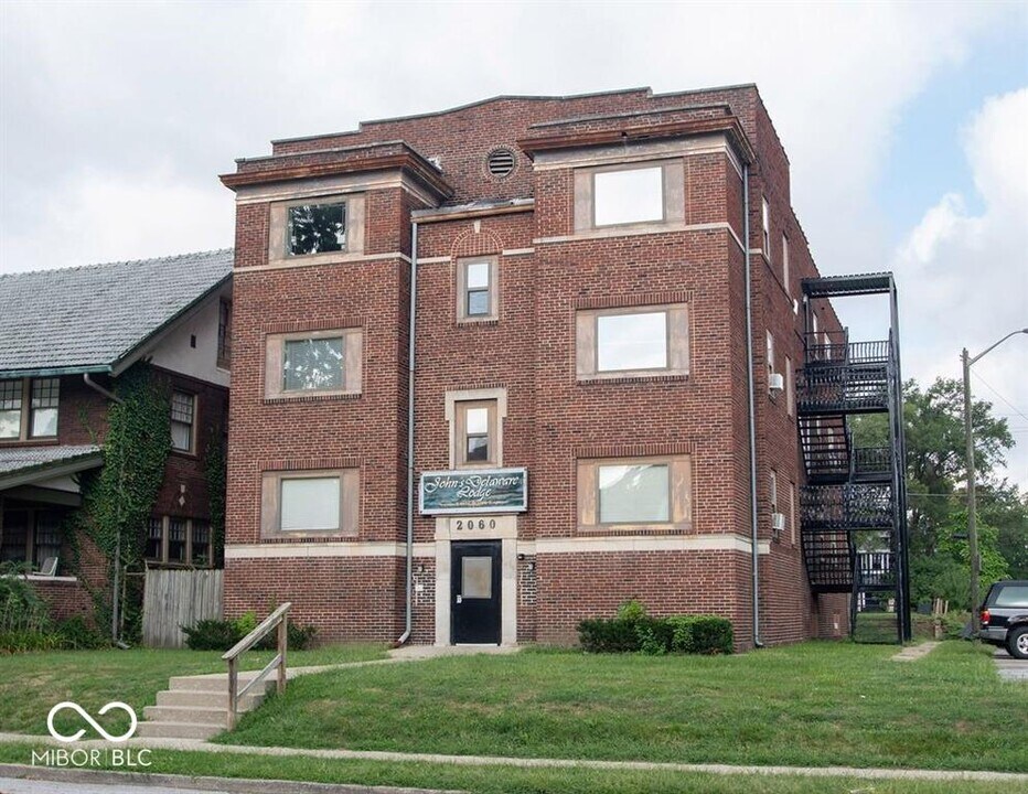 2060 N Delaware St in Indianapolis, IN - Foto de edificio