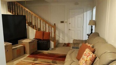 1807 Evergreen Ct in Grapevine, TX - Foto de edificio - Building Photo