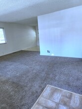 3960 Dartmouth Way in Livermore, CA - Foto de edificio - Building Photo