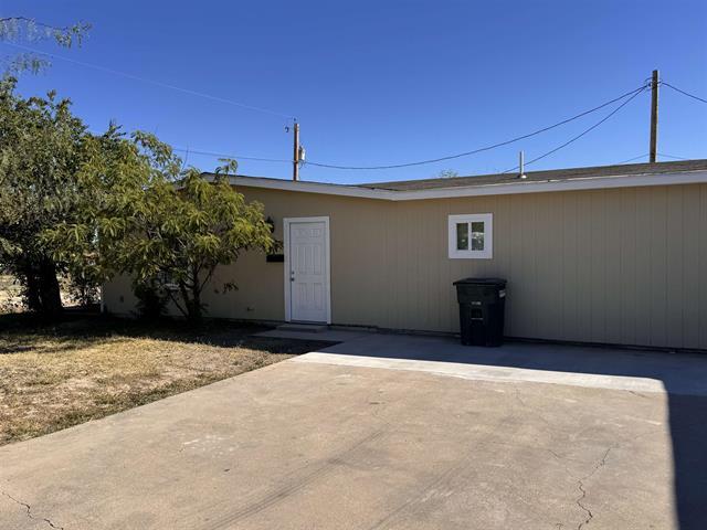 203 Kennedy Dr in Del Rio, TX - Foto de edificio