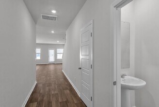 8740 Silver Perch Ln in North Charleston, SC - Building Photo - Building Photo