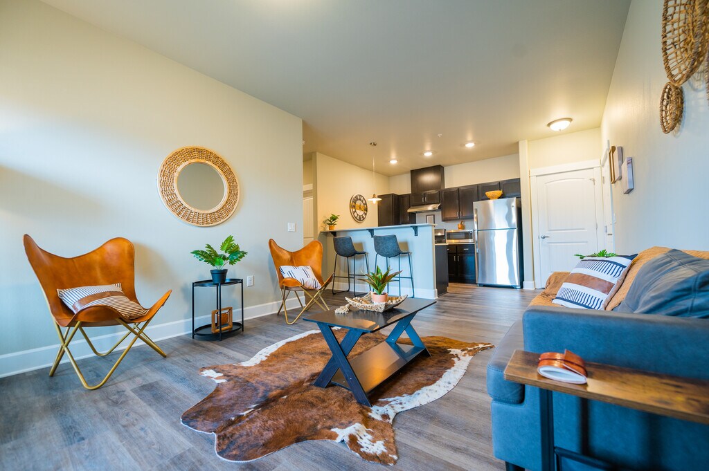 The Heights Yarrow Apartments in Madras, OR