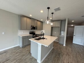 307 Smugglers Way in Apopka, FL - Building Photo - Building Photo