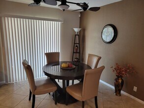 3740 Breakwater Dr in Lake Havasu City, AZ - Building Photo - Building Photo