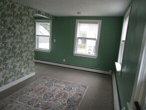 216 Irving St in Framingham, MA - Building Photo - Building Photo