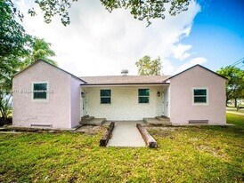 412 Columbus Pkwy in Hollywood, FL - Building Photo