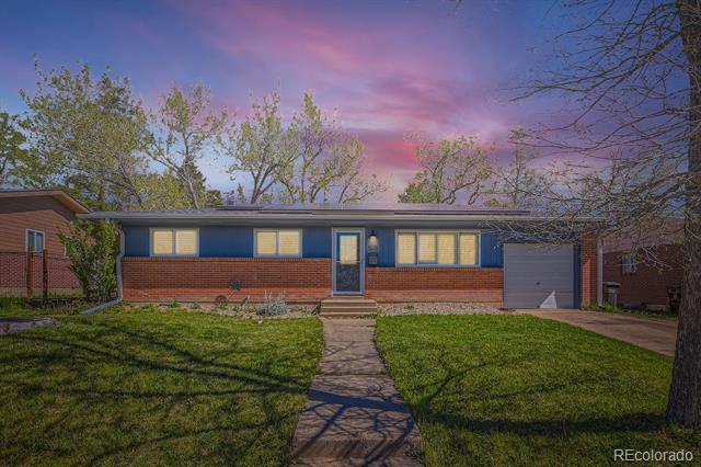 property at 525 Hartford Dr