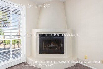15402 N 28th St, Unit Unit 207 in Phoenix, AZ - Building Photo - Building Photo