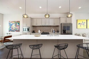 1771 Mccoy St in Dallas, TX - Building Photo