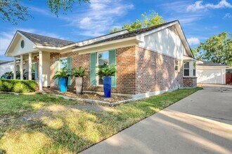 1710 San Sebastian Ln in Houston, TX - Building Photo - Building Photo