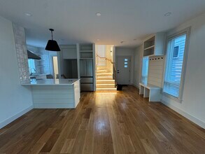 58 Springfield St in Somerville, MA - Foto de edificio - Building Photo