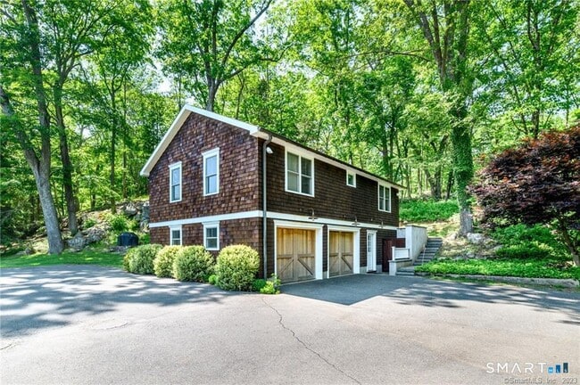 property at 102 Ladder Hill Rd N