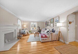 16 Sumner St in Newton, MA - Building Photo - Building Photo