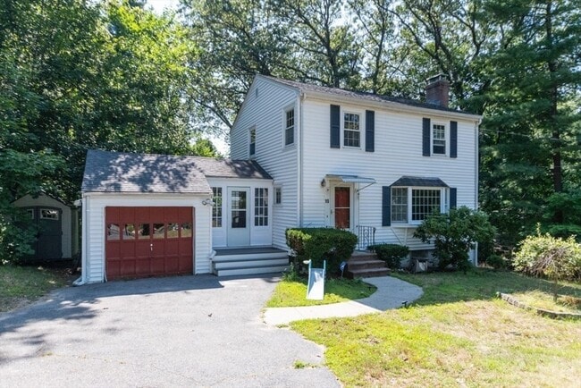 15 Lexington St in Burlington, MA - Building Photo - Building Photo