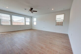 3433 N Gorma Ave in Fresno, CA - Building Photo - Building Photo