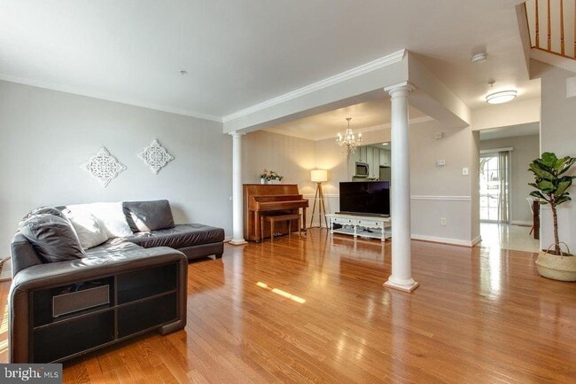 1207 Pear Blossum Ct in Catonsville, MD - Building Photo - Building Photo