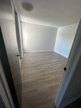 81 Eagen Dr in Kitchener, ON - Building Photo - Building Photo