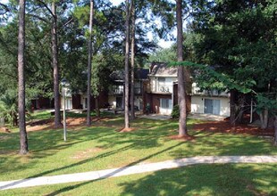 The Residences at Whispering Pines in Tallahassee, FL - Building Photo - Other