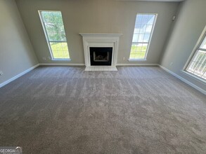 194 Bay Ct Dr in Stockbridge, GA - Foto de edificio - Building Photo