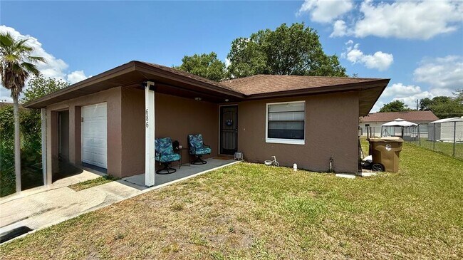property at 686 Royalty Ct