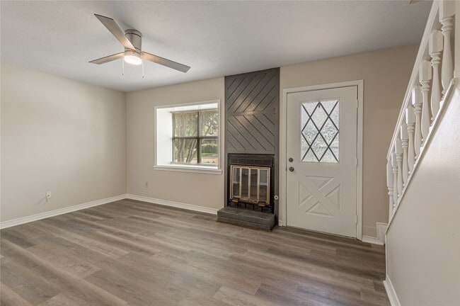 1401 Ave O in Huntsville, TX - Building Photo - Building Photo