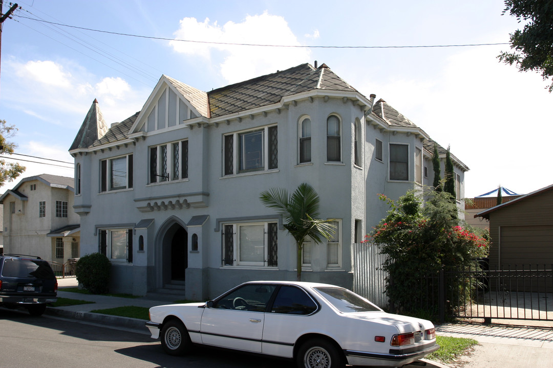 514 E 14th St in Long Beach, CA - Foto de edificio