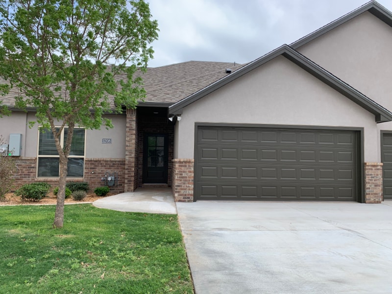 1208 Milltown Rd in Midland, TX - Building Photo