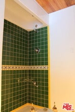 2335 Silver Ridge Ave in Los Angeles, CA - Building Photo - Building Photo