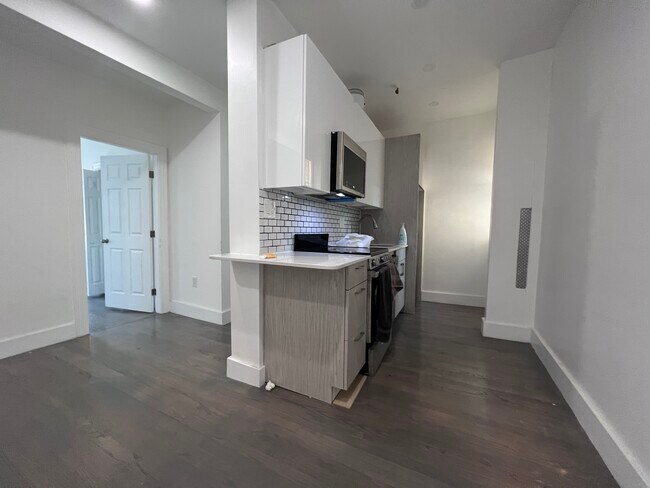 36 Peterborough St, Unit #25 in Boston, MA - Building Photo - Building Photo