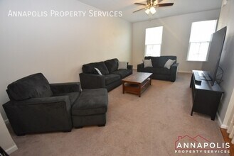 619 Ravenwood Dr in Glen Burnie, MD - Building Photo - Building Photo