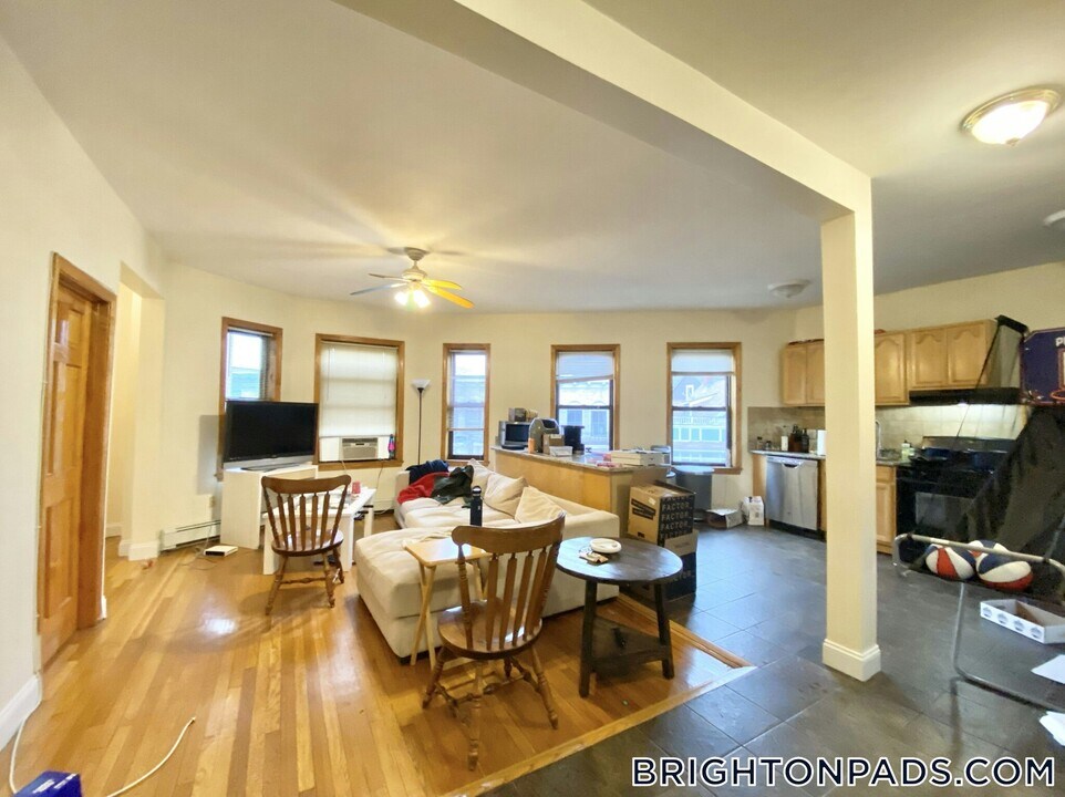 47 Orkney Rd in Boston, MA - Building Photo