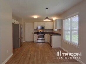 8609 Casa Ct in Charlotte, NC - Building Photo - Building Photo