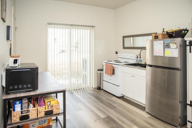 720 Cedar Creek Ave in Montrose, CO - Building Photo - Building Photo