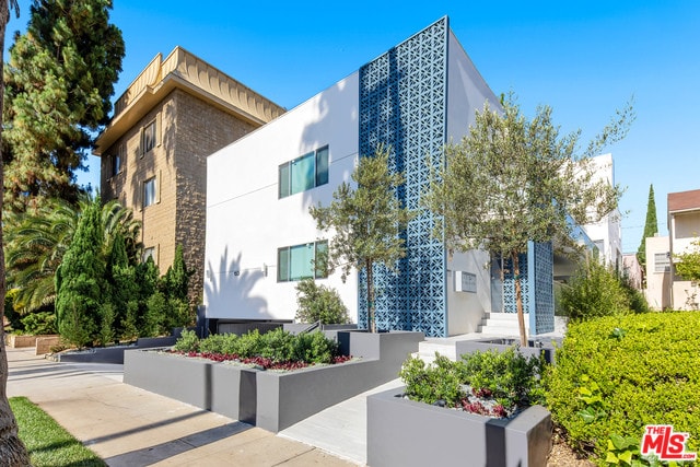 153 S Palm Dr-Unit -3 in Beverly Hills, CA - Foto de edificio