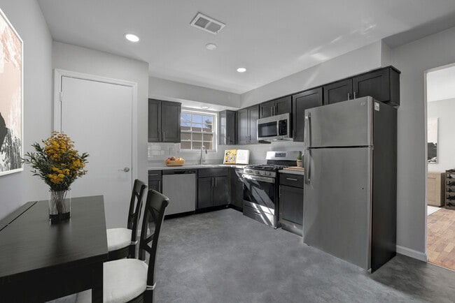 Riverside Village in Scotch Plains, NJ - Foto de edificio - Building Photo