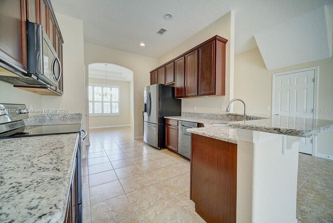604 Rogue Dr in Longwood, FL - Building Photo - Building Photo