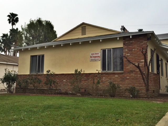 16016 Cantlay St in Van Nuys, CA - Building Photo