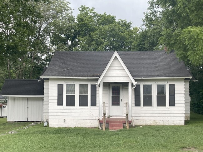 property at 206 Dawson Ln