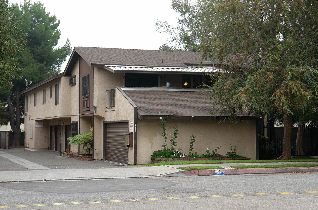 599 S Parker St in Orange, CA - Building Photo