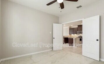 2412 Lazo Smt in San Antonio, TX - Building Photo - Building Photo