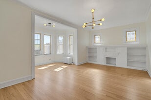 847 S Humphrey Ave, Unit 3 in Oak Park, IL - Building Photo