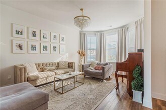 7835 Brewton Creek Dr in Cumming, GA - Building Photo - Building Photo