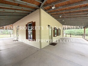 338 Post Oak Dr in Corsicana, TX - Building Photo - Building Photo