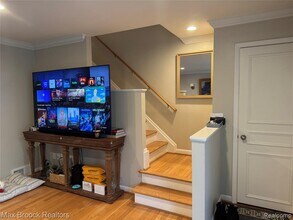 383 W Brown St in Birmingham, MI - Building Photo - Building Photo