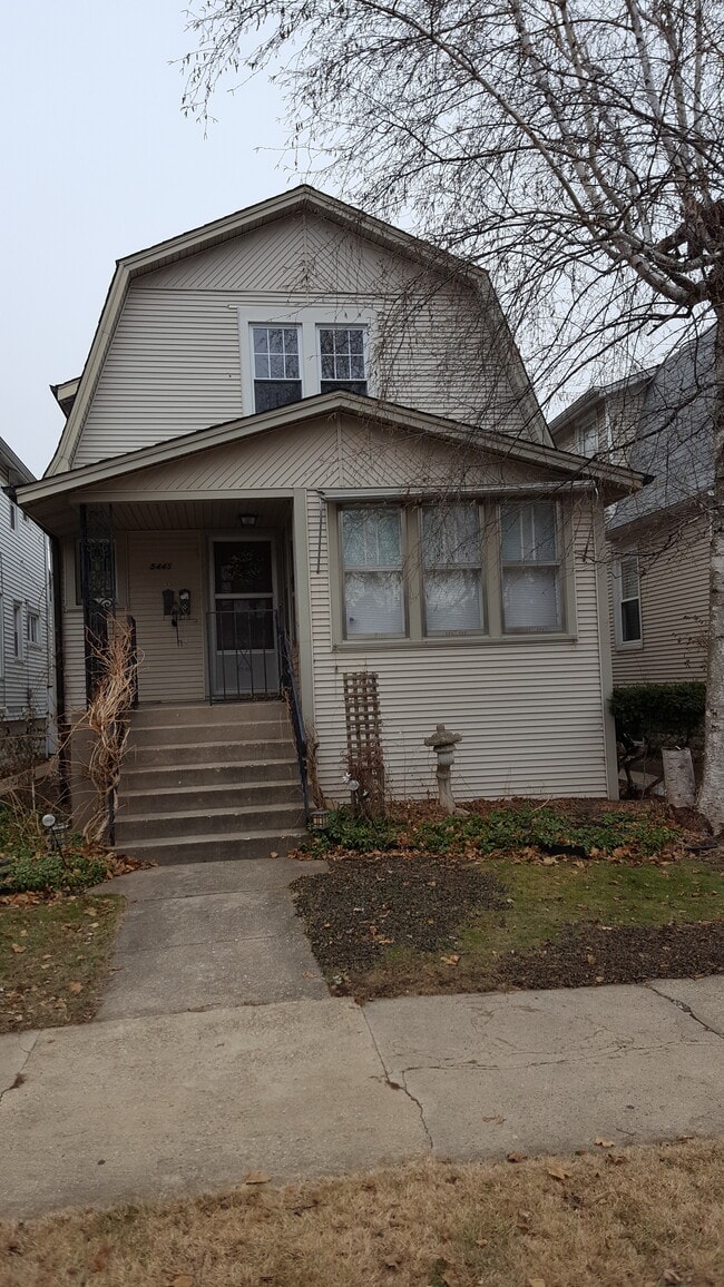 5445 N Magnet Ave, Unit 2 in Chicago, IL - Foto de edificio - Building Photo