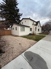 385 E 2nd S St in Mountain Home, ID - Building Photo - Building Photo