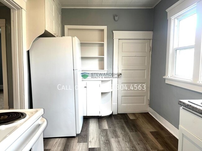 2291 11th St SW in Akron, OH - Building Photo - Building Photo